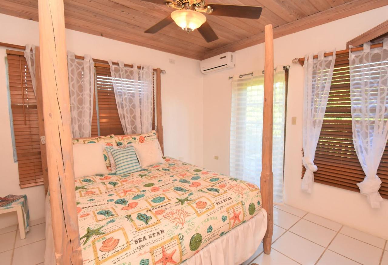 The Sugar Apple Lodging Dunmore Town Esterno foto